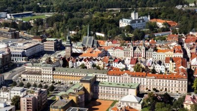 Film Ležáky a Ovce žerou první získají dotaci z Pardubic. Mají přispět k propagaci města