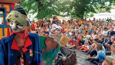 Toulcovy pátky s pohádkami a koncertem pokračují v Litomyšli i v srpnu. Nachystán je tento program