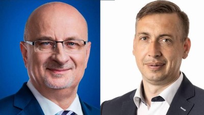 zvolení senátoři Jan Tecl (vlevo) a Šimek David (vpravo)