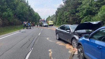 Tragická nehoda uzavřela cestu z Čech na Moravu