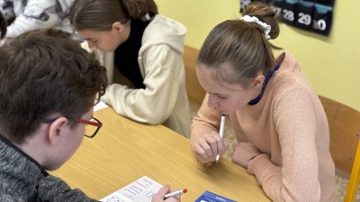 Na Gymnáziu Vysoké Mýto se odehrál oblastní turnaj soutěže pIšQworky