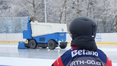 Bruslařsk&aacute; sez&oacute;na na z&aacute;vodi&scaron;ti skončila. Ledovou plochu během n&iacute; si užilo přes 22 tis&iacute;c n&aacute;v&scaron;těvn&iacute;ků
