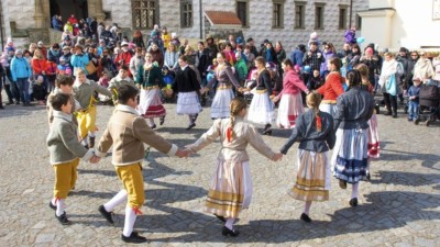Přivítejte v neděli jaro na Zámku Pardubice a na Příhrádku. Vstup je zdarma
