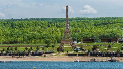 Zajímavosti z naší země: V Česku bude stát Eiffelova věž! Vyroste z originálního materiálu u druhého největšího jezera